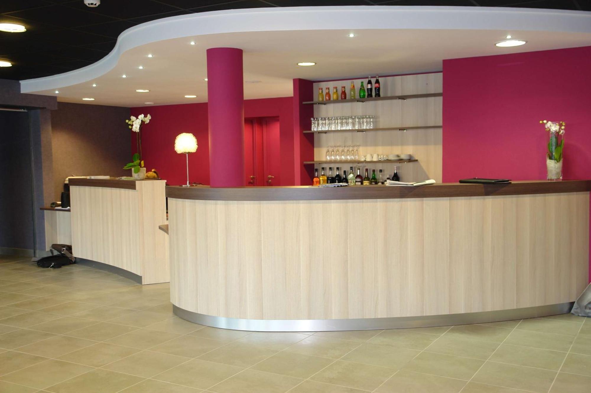 Brit Hotel Vannes-Theix Kültér fotó