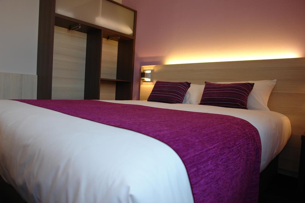 Brit Hotel Vannes-Theix Kültér fotó